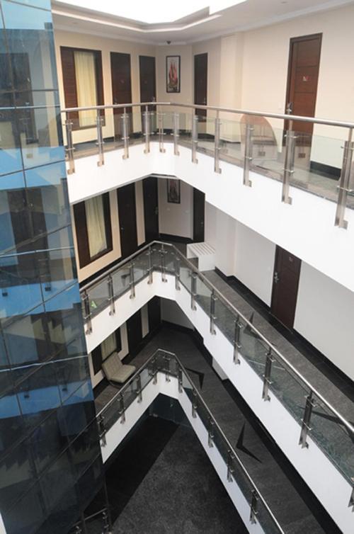 Hotel Gulnar Új-Delhi Kültér fotó