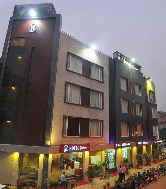Hotel Gulnar Új-Delhi Kültér fotó